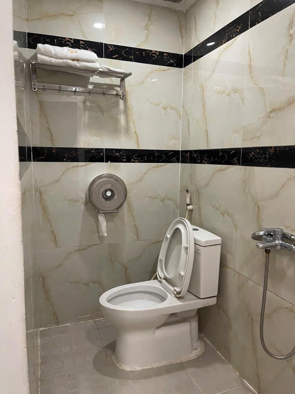 10H Hotel Ho Chi Minh City Bagian luar foto