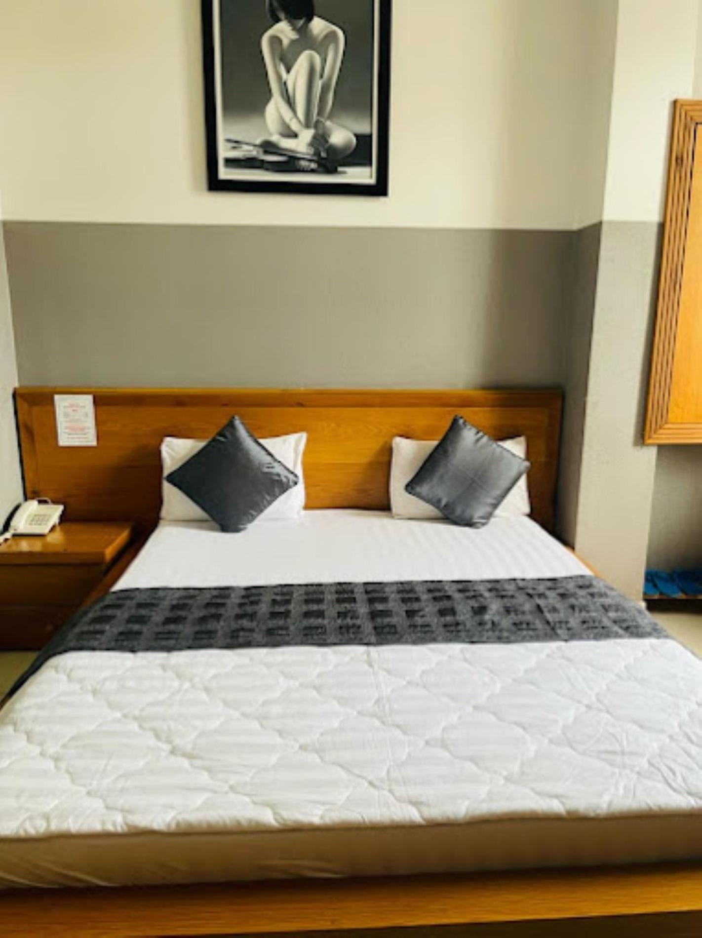 10H Hotel Ho Chi Minh City Bagian luar foto